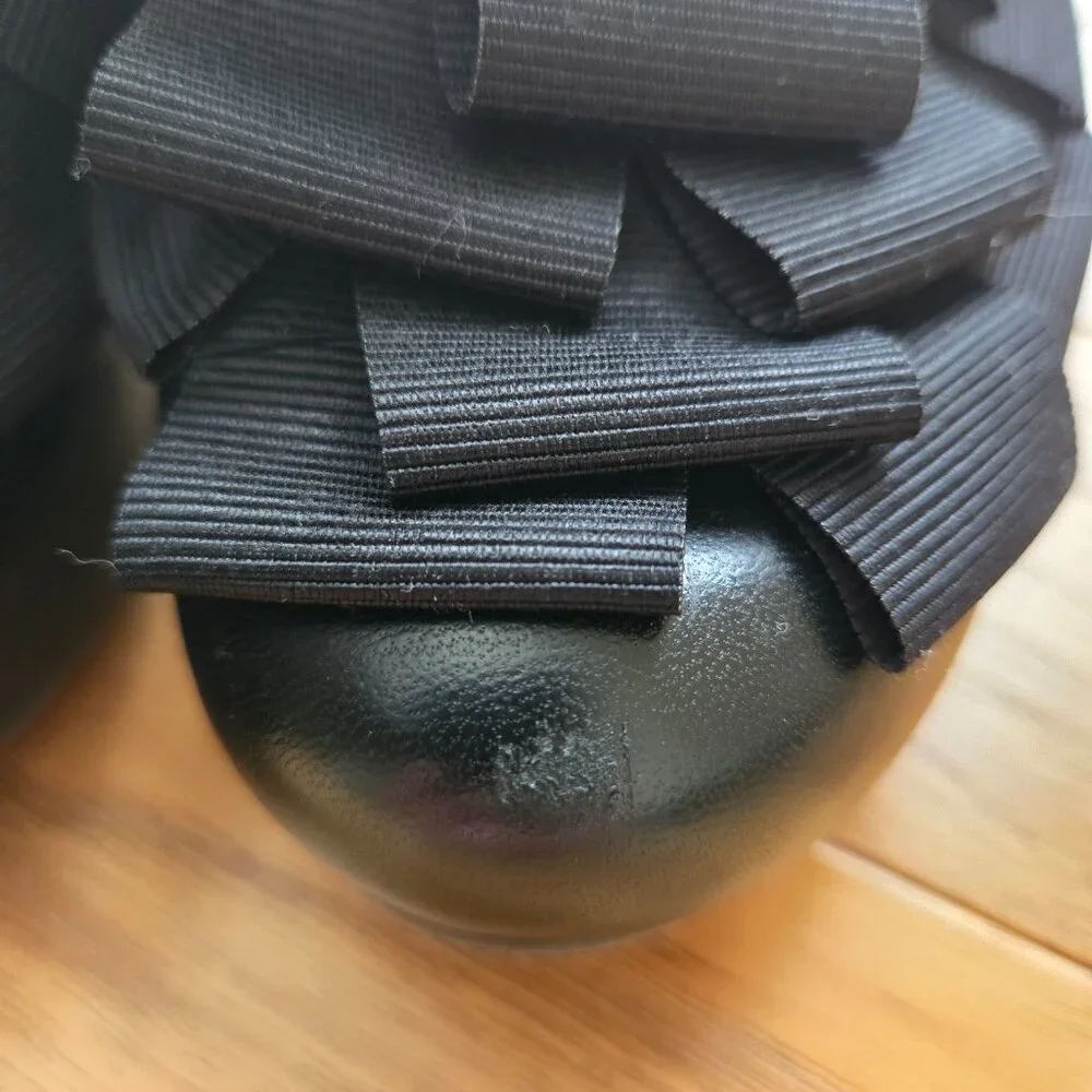 Chie Mihara "Catame" Heel in Black - Picture 10 of 13